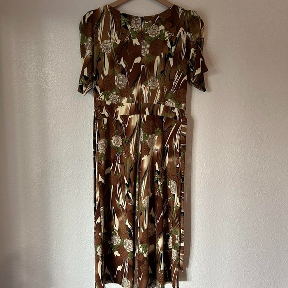 LUA Floral Brown and Green Belted Romper Large - Picture 1 of 3